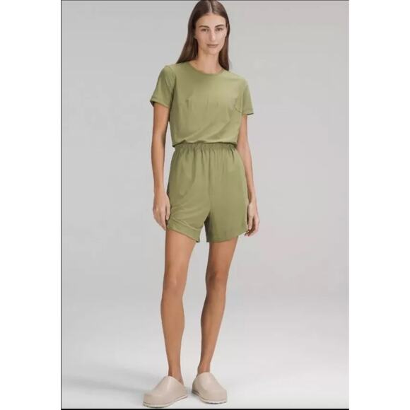 lululemon Lightweight High-Neck Romper Green NWT Sz 4 - Picture 5 of 6
